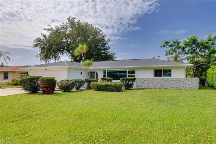 1628 N Flossmoor Rd, Fort Myers, Florida 33919