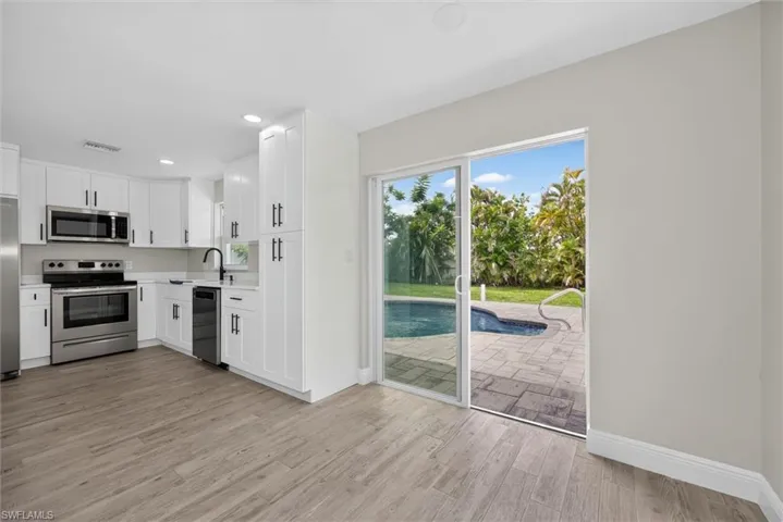 1628 N Flossmoor Rd, Fort Myers, Florida 33919