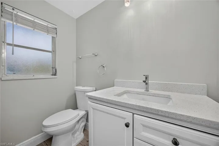 1628 N Flossmoor Rd, Fort Myers, Florida 33919