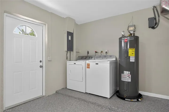 1628 N Flossmoor Rd, Fort Myers, Florida 33919