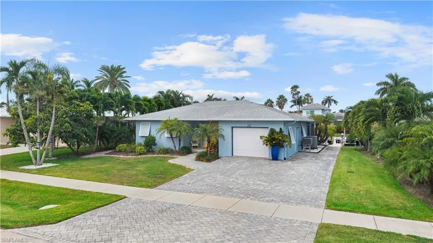 212 Angler Ct, Marco Island, Florida 34145