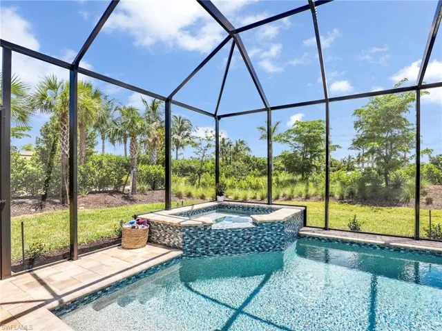 15132  Sacile  ST, Naples, FL 34114