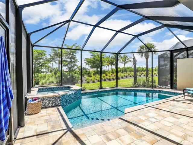 15132  Sacile  ST, Naples, FL 34114