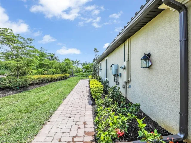 15132  Sacile  ST, Naples, FL 34114