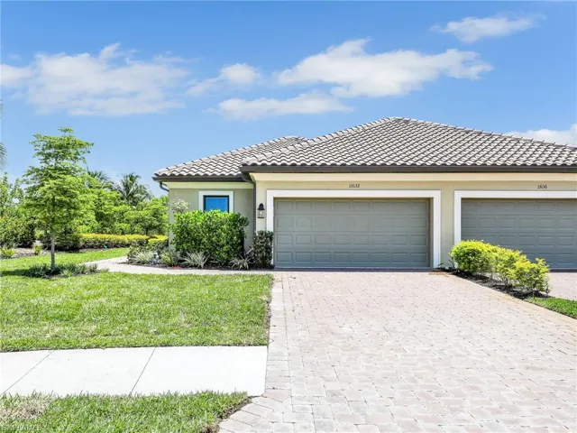 15132  Sacile  ST, Naples, FL 34114