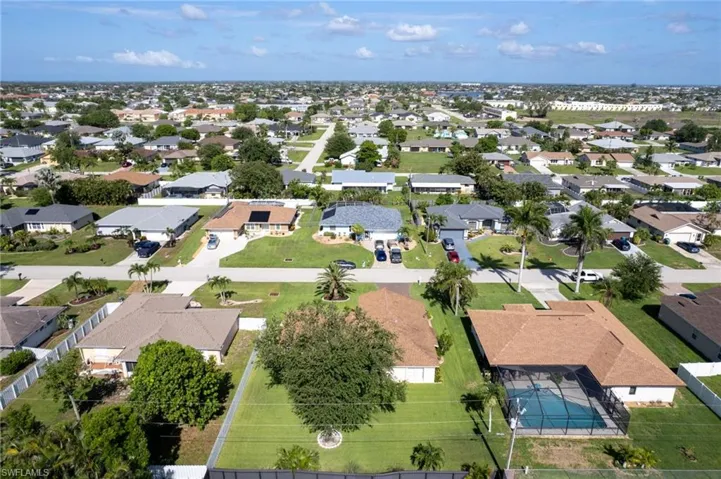 4413 SW 6th  PL, Cape Coral, FL 33914