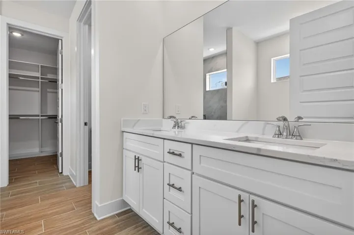 906 Sw 12th Ter, Cape Coral, Florida 33991