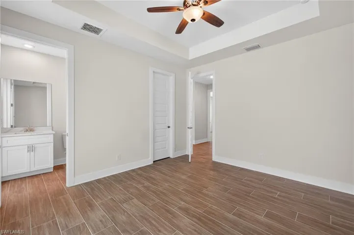 906 Sw 12th Ter, Cape Coral, Florida 33991