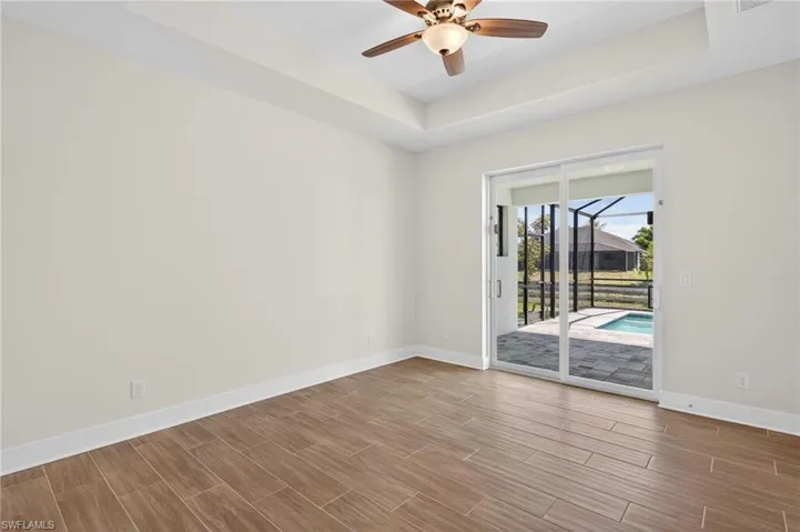 906 Sw 12th Ter, Cape Coral, Florida 33991