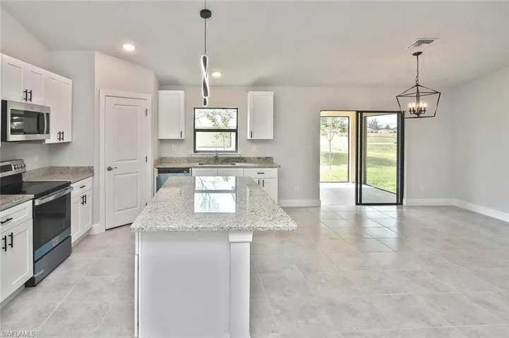 2806 NW 13th  ST, Cape Coral, FL 33993