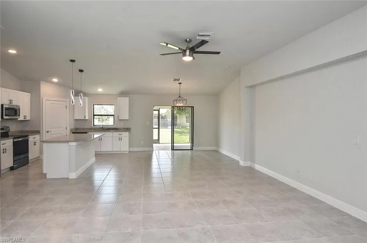 2806 NW 13th  ST, Cape Coral, FL 33993