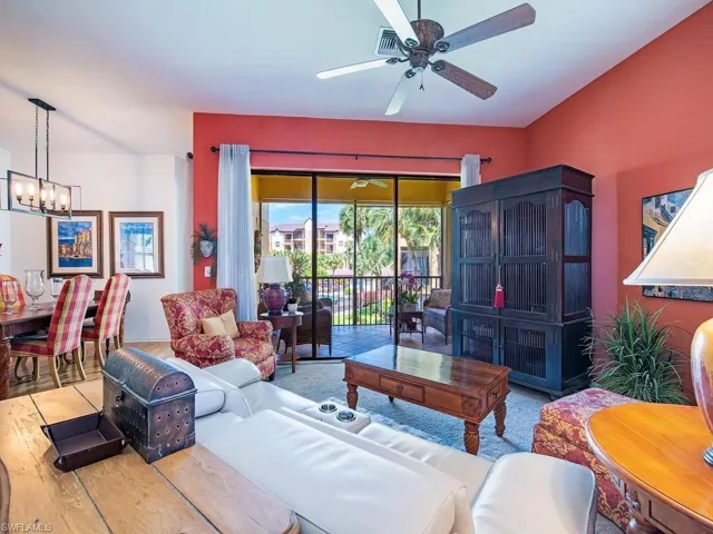 160 160 Vintage Cir, Naples, Florida 34119