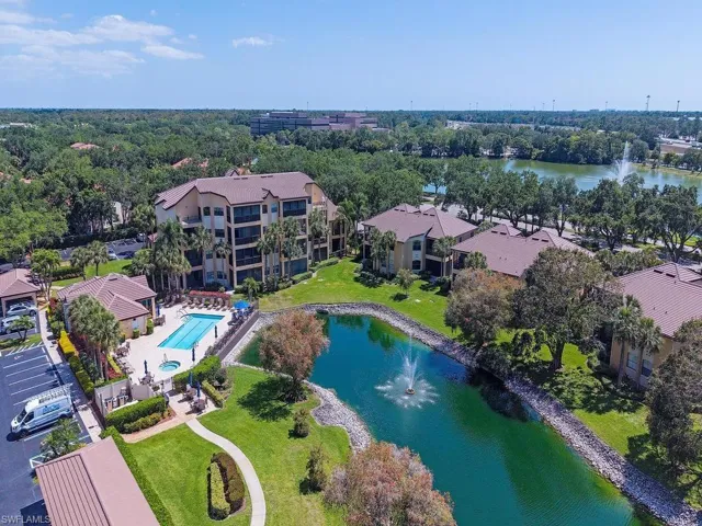 160 160 Vintage Cir, Naples, Florida 34119