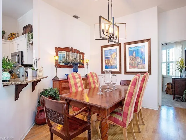160 160 Vintage Cir, Naples, Florida 34119