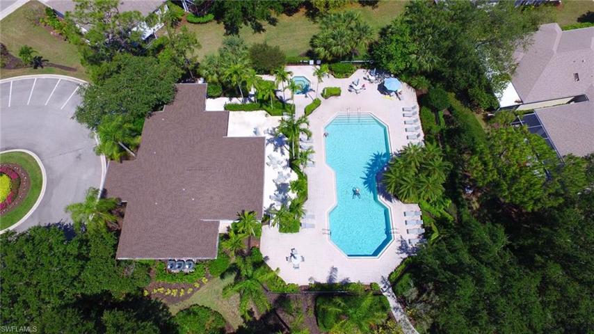 Ariel view of community pool, clubhouse