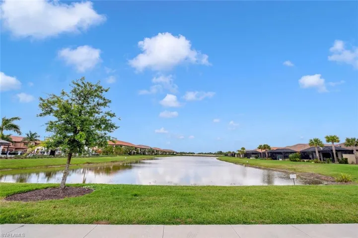 15260  Turin  DR, Naples, FL 34114