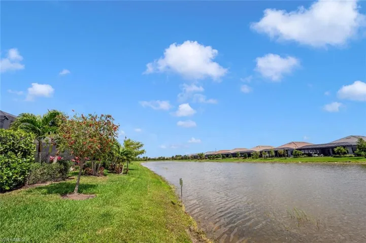 15260  Turin  DR, Naples, FL 34114