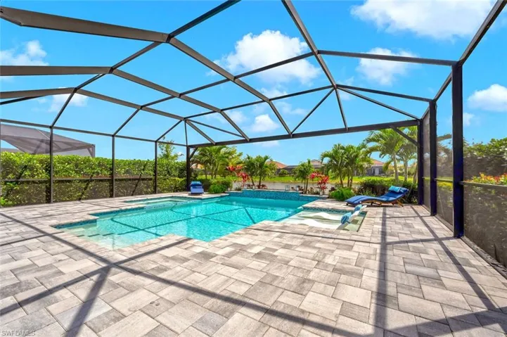 15260  Turin  DR, Naples, FL 34114