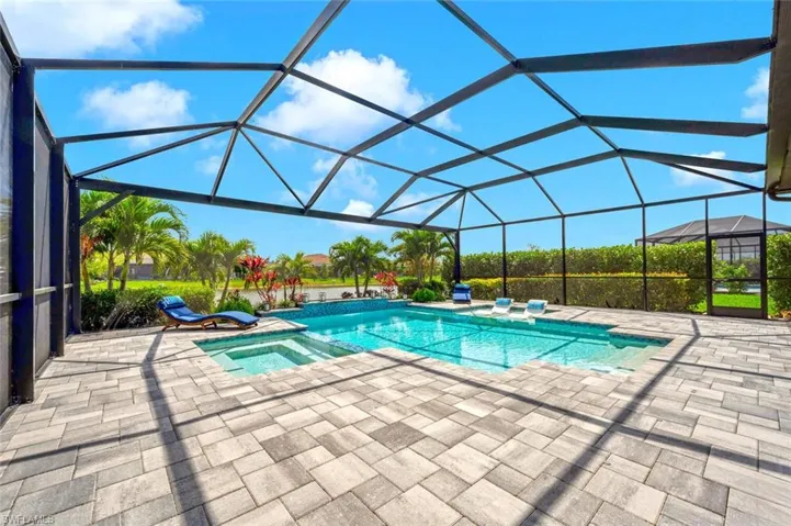 15260  Turin  DR, Naples, FL 34114