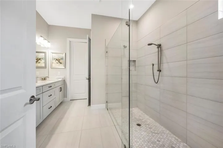 15260  Turin  DR, Naples, FL 34114