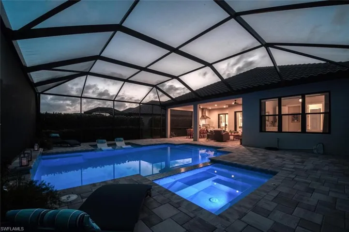 15260  Turin  DR, Naples, FL 34114