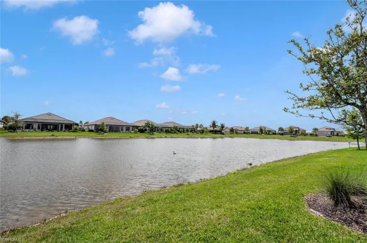 15260  Turin  DR, Naples, FL 34114