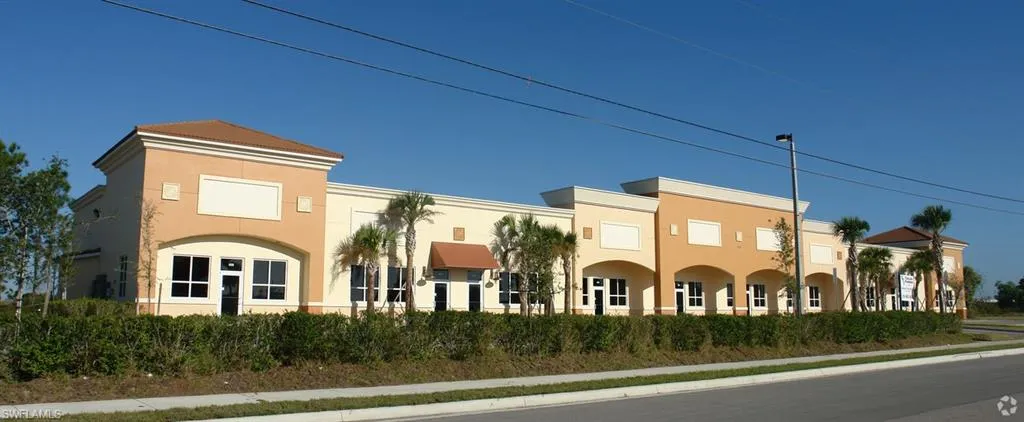 829 NE Pine Island  LN, Cape Coral, FL 33909