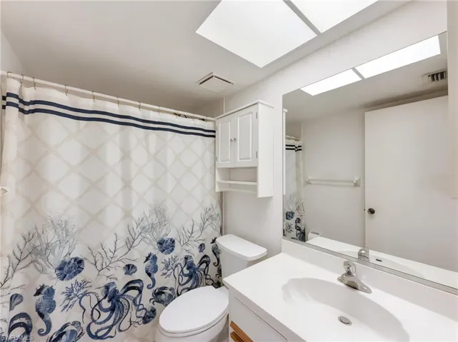1701 Courtyard Way 105, Naples, Florida 34112