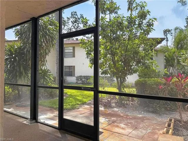1701 Courtyard Way 105, Naples, Florida 34112