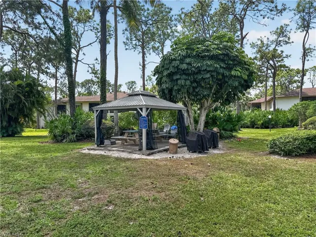 1701 Courtyard Way 105, Naples, Florida 34112