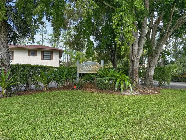 1701 Courtyard Way 105, Naples, Florida 34112
