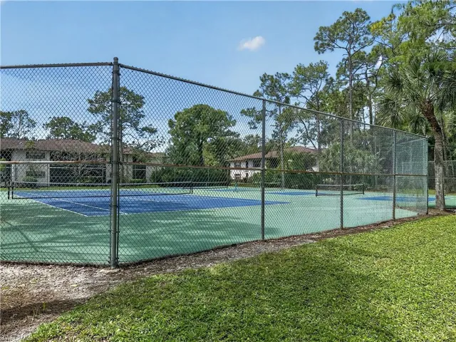 1701 Courtyard Way 105, Naples, Florida 34112