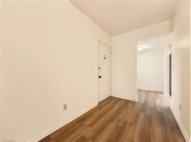 1701 Courtyard Way 105, Naples, Florida 34112