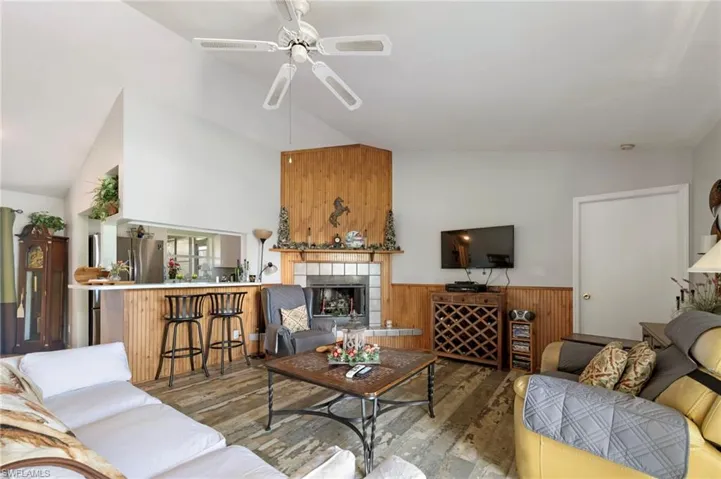 2740 Newman Dr, Naples, Florida 34114