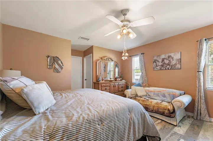 2740 Newman Dr, Naples, Florida 34114