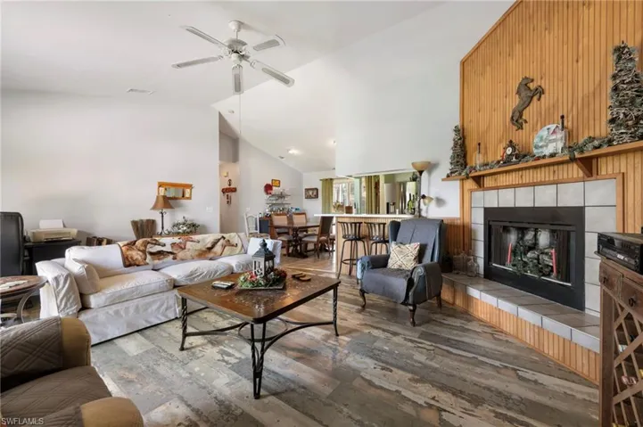 2740 Newman Dr, Naples, Florida 34114