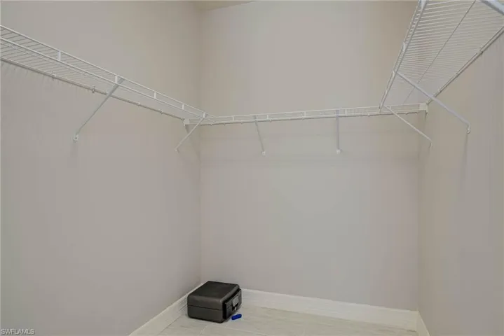 Master Bedroom Closet