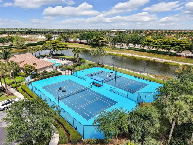 10323 Wishing Stone Ct, Bonita Springs, Florida 34135