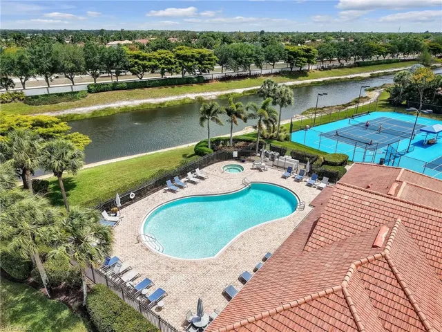10323 Wishing Stone Ct, Bonita Springs, Florida 34135