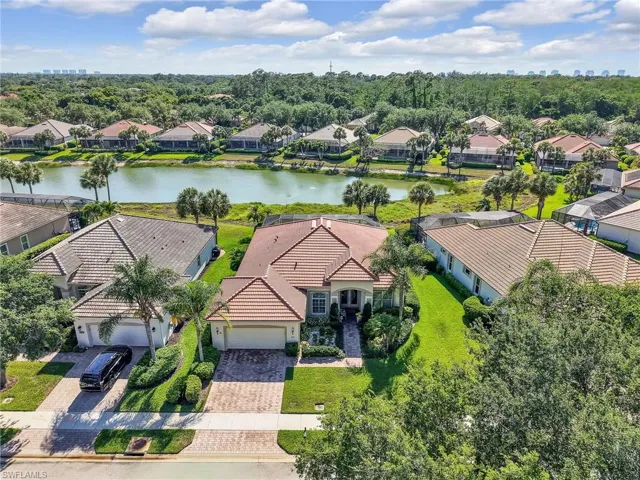 10323 Wishing Stone Ct, Bonita Springs, Florida 34135