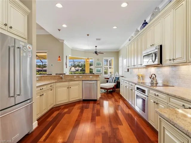 10323 Wishing Stone Ct, Bonita Springs, Florida 34135