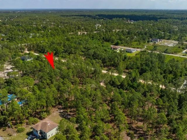 1115 Lincoln AVE, LEHIGH ACRES FL 33972