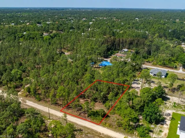 1115 Lincoln AVE, LEHIGH ACRES FL 33972