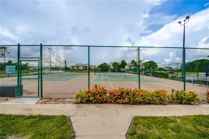 Tennis / Pickleball Courts