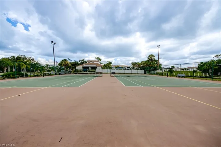 Tennis / Pickleball Courts