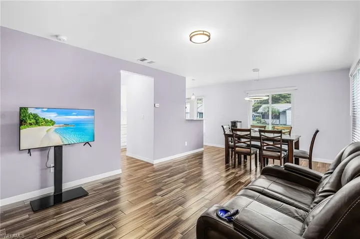 34 Hamlin Ct, Lehigh Acres, Florida 33936