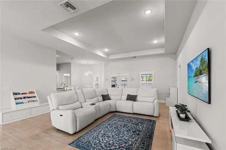 129 Sw 22nd Ter, Cape Coral Fl 33991