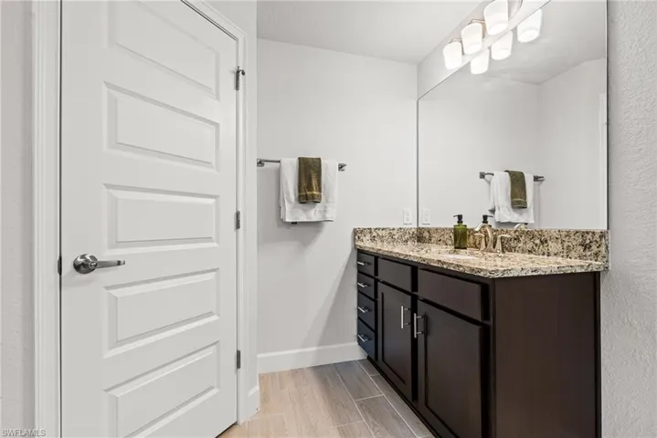 129 Sw 22nd Ter, Cape Coral Fl 33991