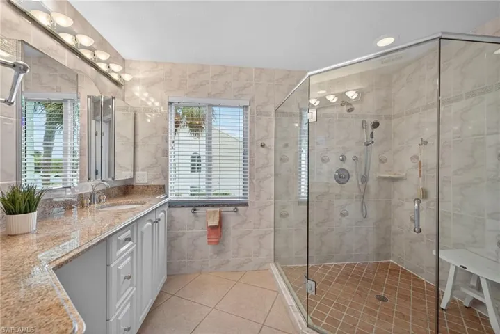 3615 Haldeman Creek Dr 204, Naples, Florida 34112
