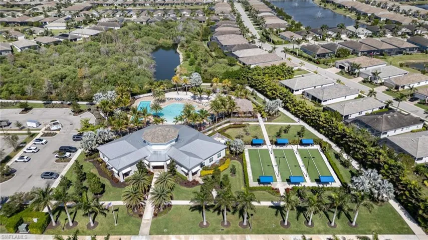 16813 Bay Island Ct, Bonita Springs, Florida 34135